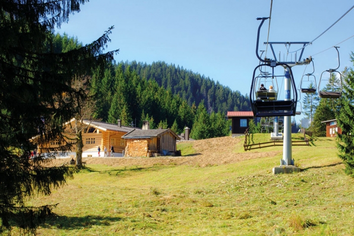 Kolbensattel-Sesselbahn